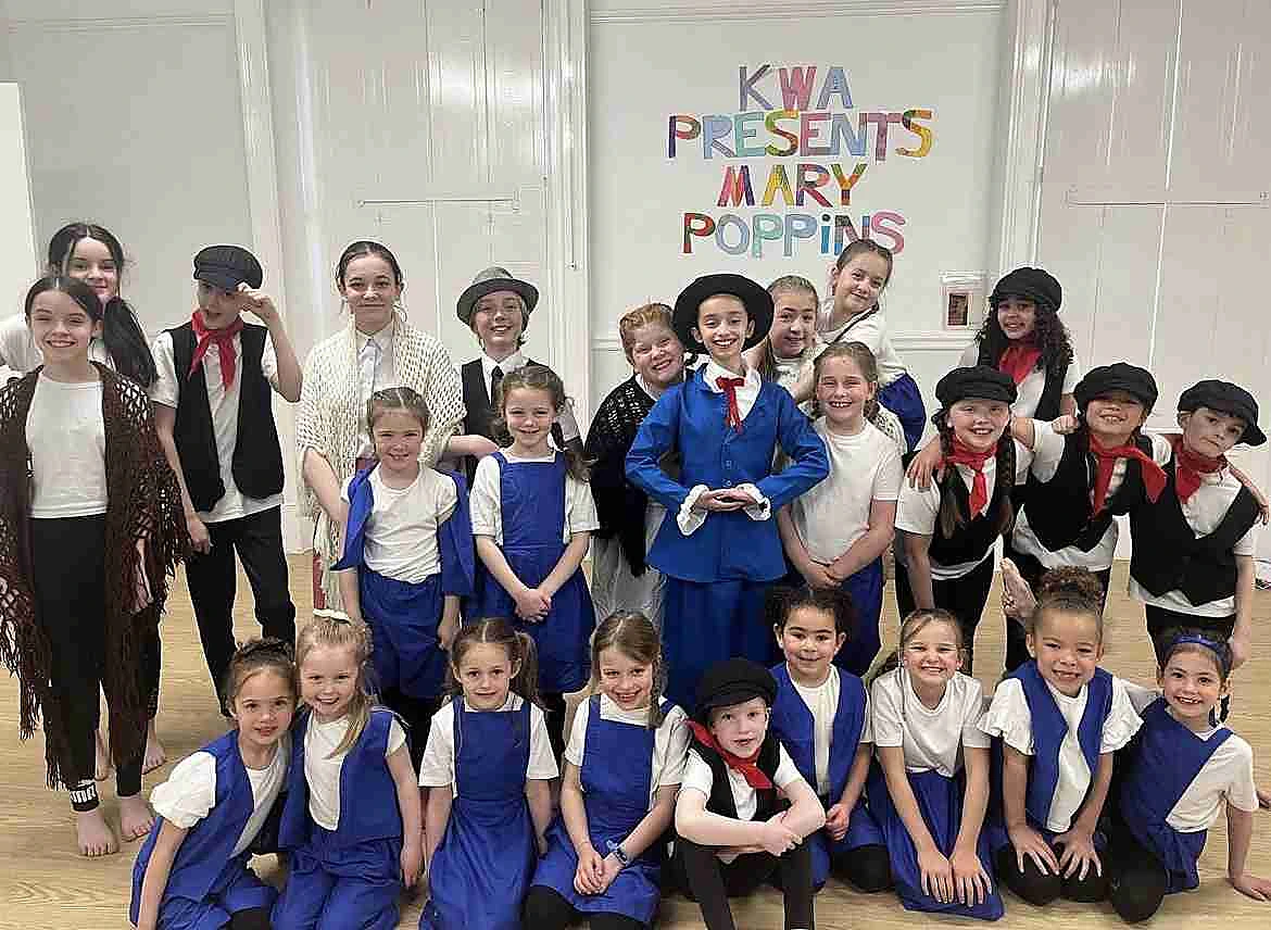 Performing arts holiday workshop for young performers